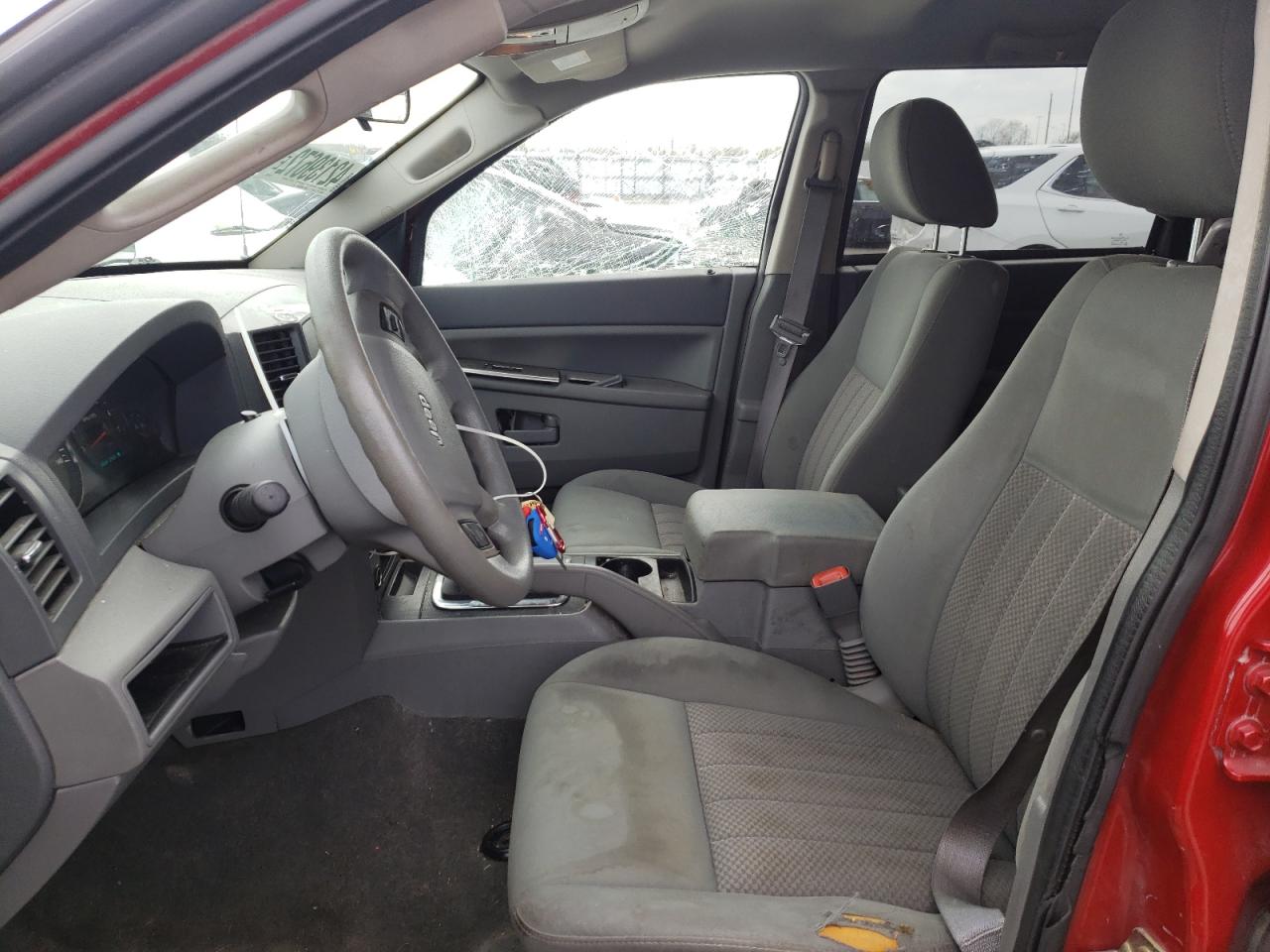 Photo 5 from auction – 2005 JEEP GRAND CHER with VIN 1J4GR48K65C659878