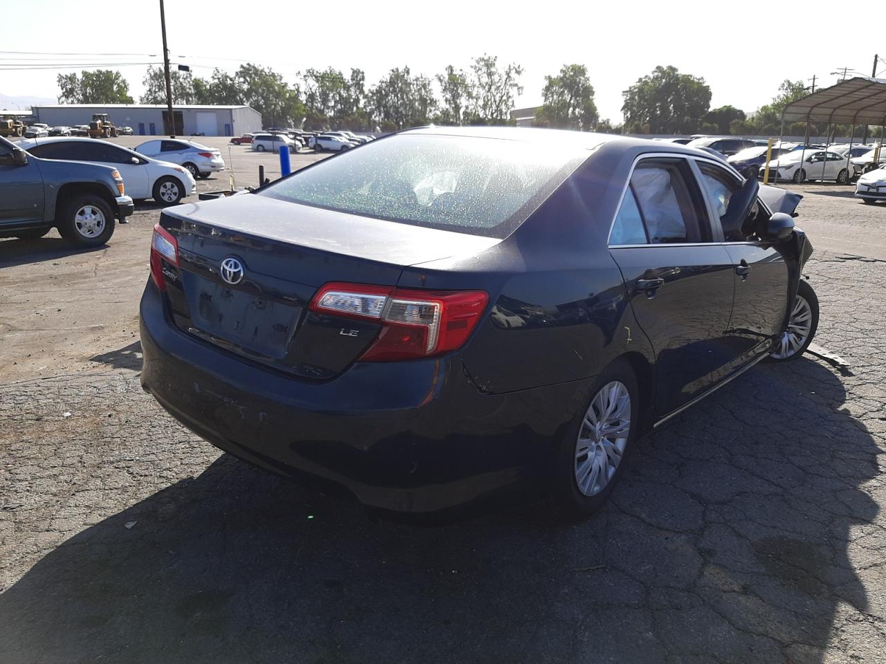 Photo 4 from auction – 2012 TOYOTA CAMRY BASE with VIN 4T1BF1FK0CU049066
