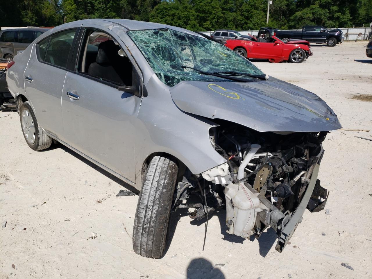 NISSAN VERSA S 2019 with VIN 3N1CN7AP1KL872019 - Photo from auction