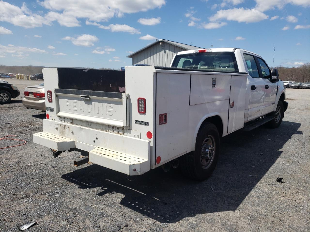 Photo 4 from auction – 2019 FORD F350 SUPER with VIN 1FD8W3FT1KEC36355