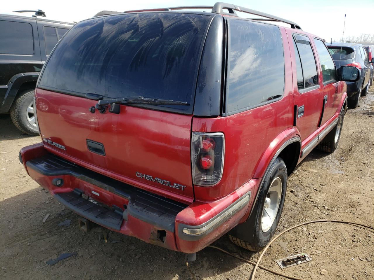 Photo 4 from auction – 1999 CHEVROLET BLAZER with VIN 1GNCS13W4X2215142