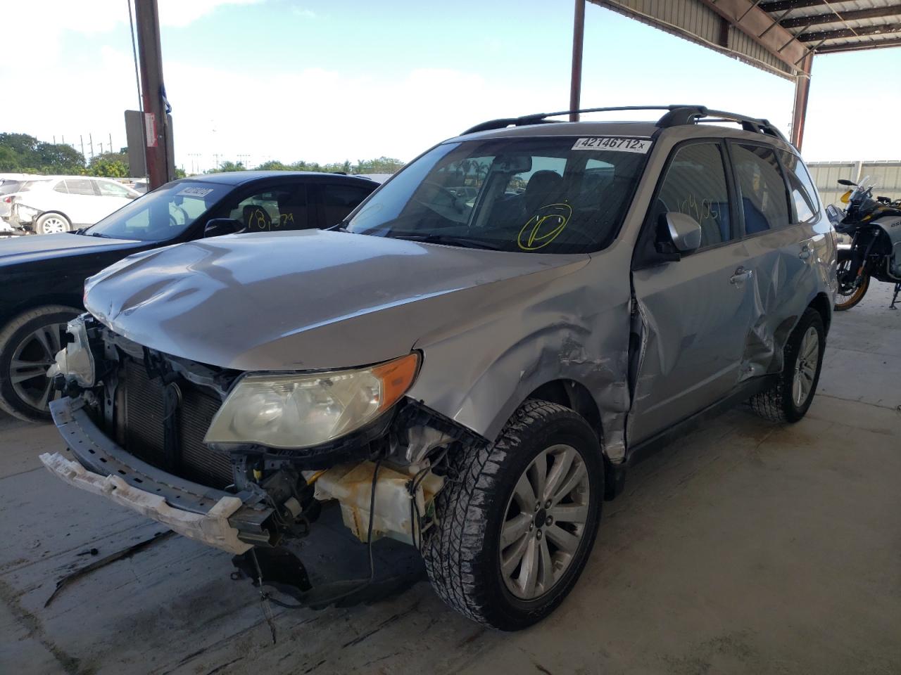 Photo 2 from auction – 2012 SUBARU FORESTER 2 with VIN JF2SHACC9CH460942