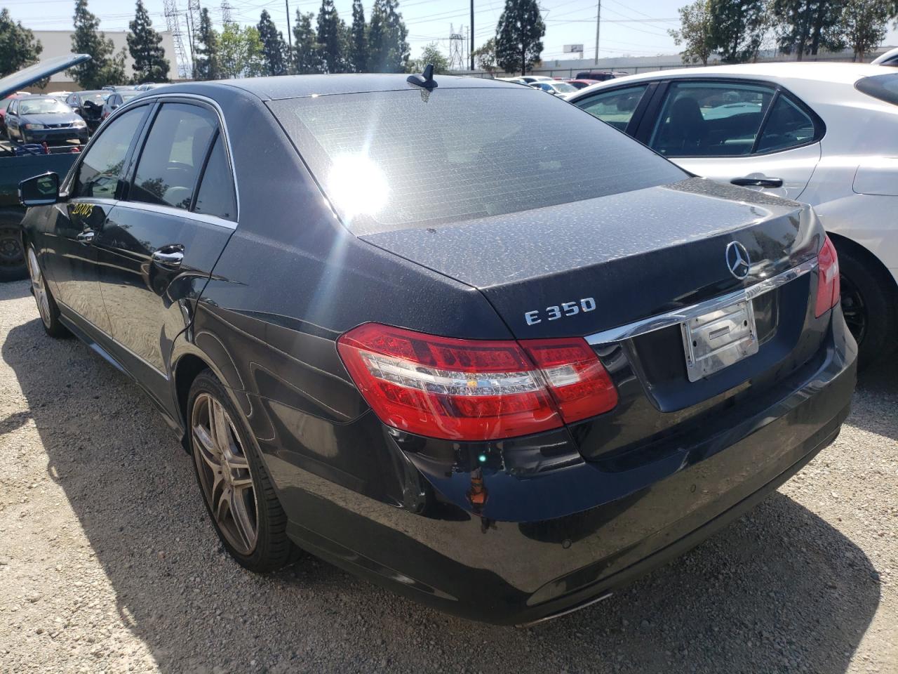 Photo 3 from auction – 2013 MERCEDES-BENZ E 350 with VIN WDDHF5KB1DA698623