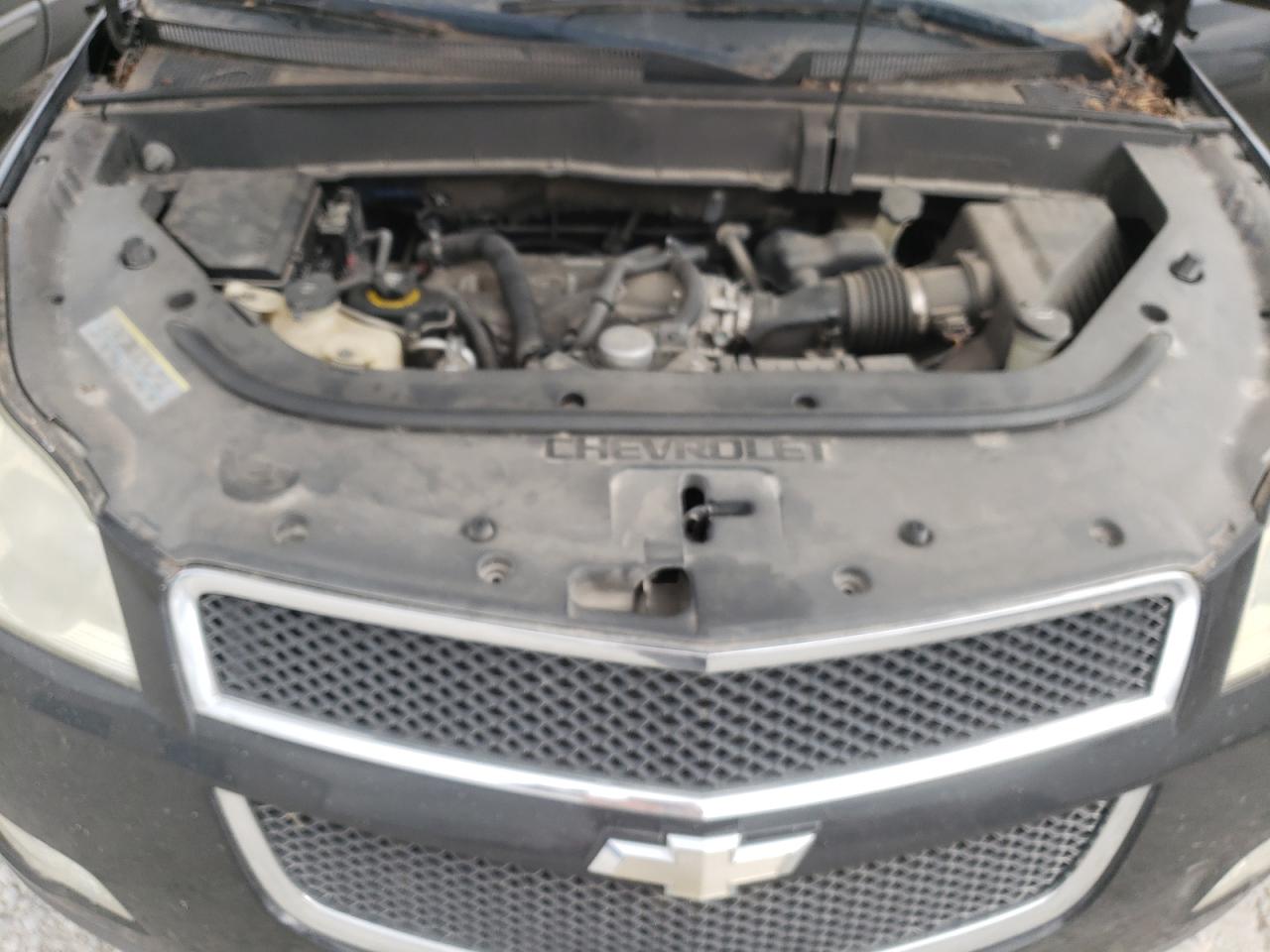 Photo 7 from auction – 2010 CHEVROLET TRAVERSE L with VIN 1GNLRGED0AS114231
