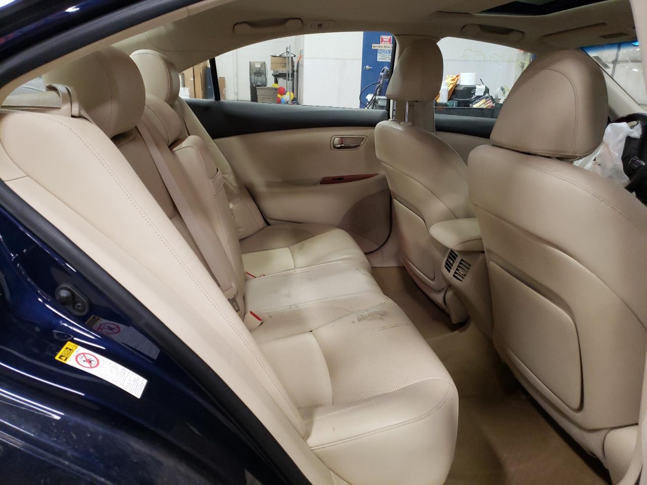 Photo 6 from auction – 2011 LEXUS ES 350 with VIN JTHBK1EG3B2471239