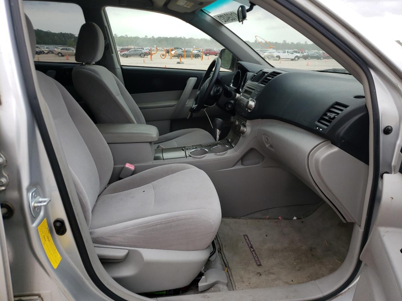 Photo 5 from auction – 2008 TOYOTA HIGHLANDER with VIN JTEDS41A082050337