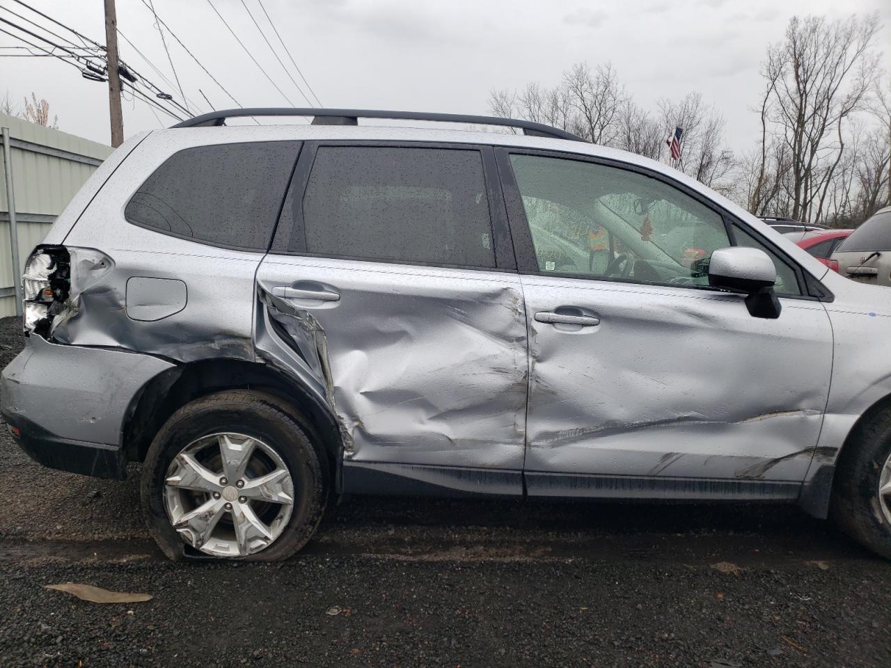 Photo 9 from auction – 2015 SUBARU FORESTER 2 with VIN JF2SJADC9FH406709