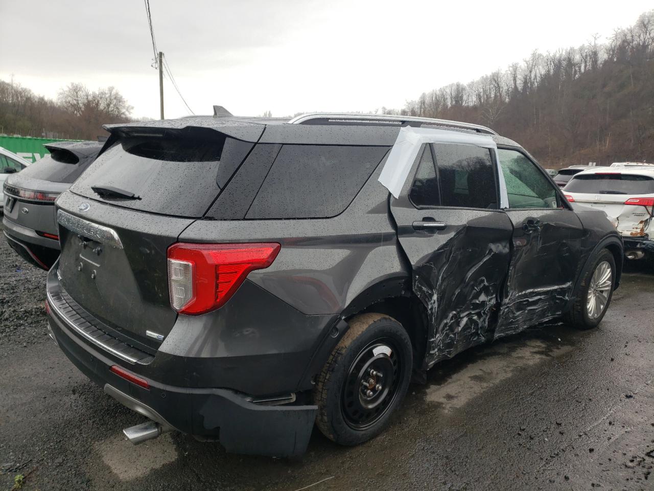 Photo 4 from auction – 2020 FORD EXPLORER L with VIN 1FMSK8FH4LGA45917