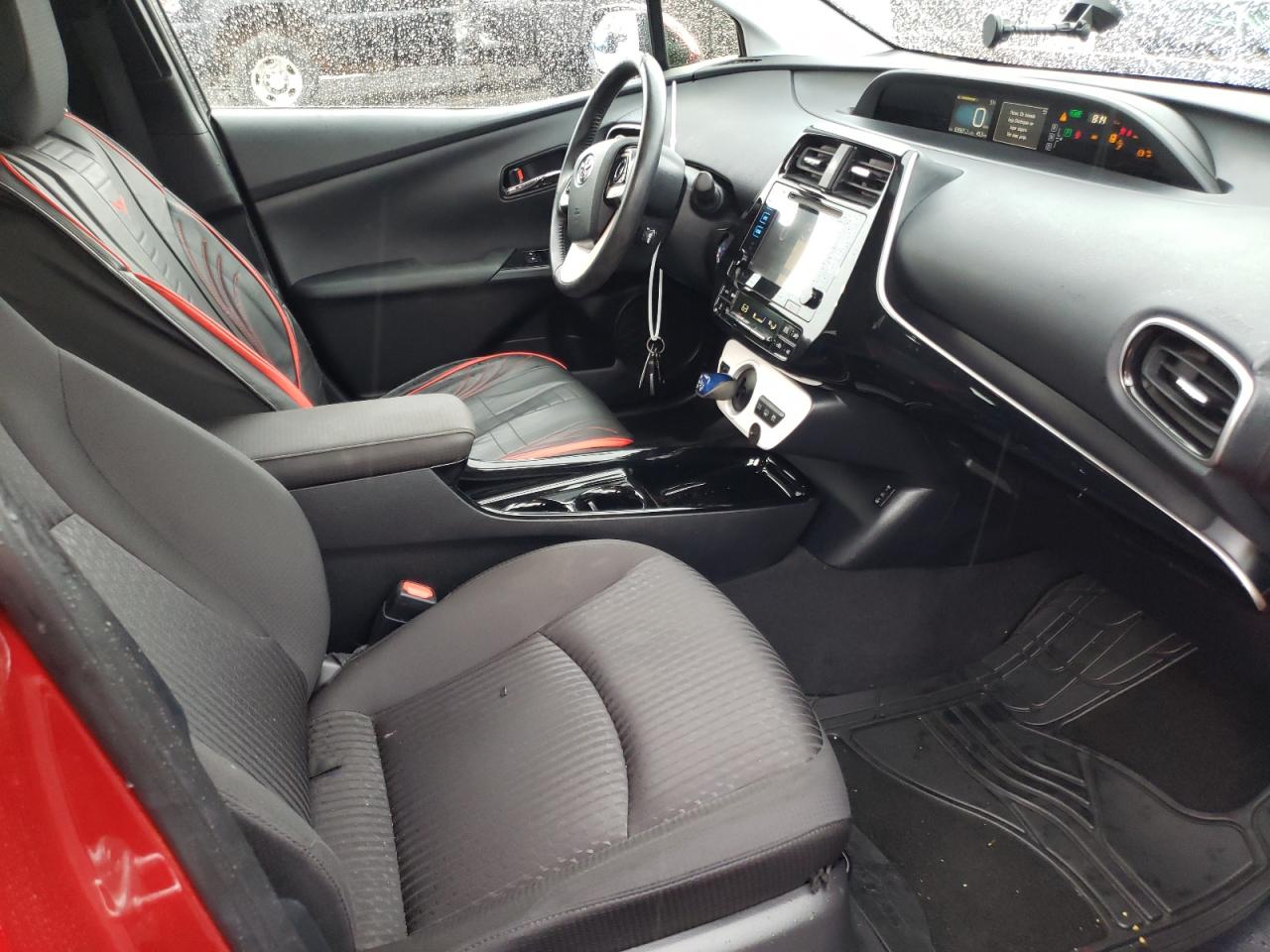 Photo 5 from auction – 2017 TOYOTA PRIUS PRIM with VIN JTDKARFP2H3045322