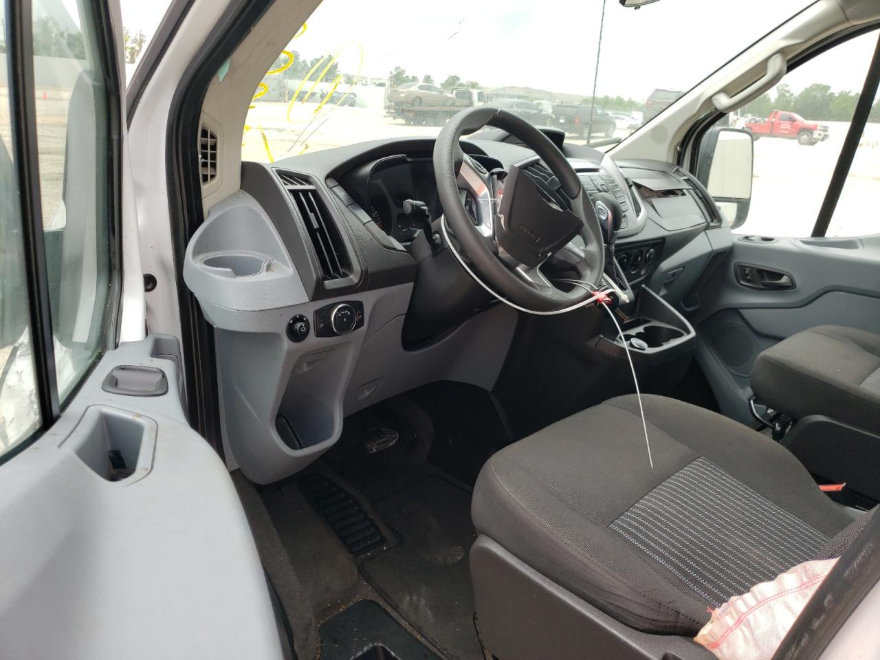 Photo 9 from auction – 2019 FORD TRANSIT T- with VIN 1FBZX2ZM3KKB05177