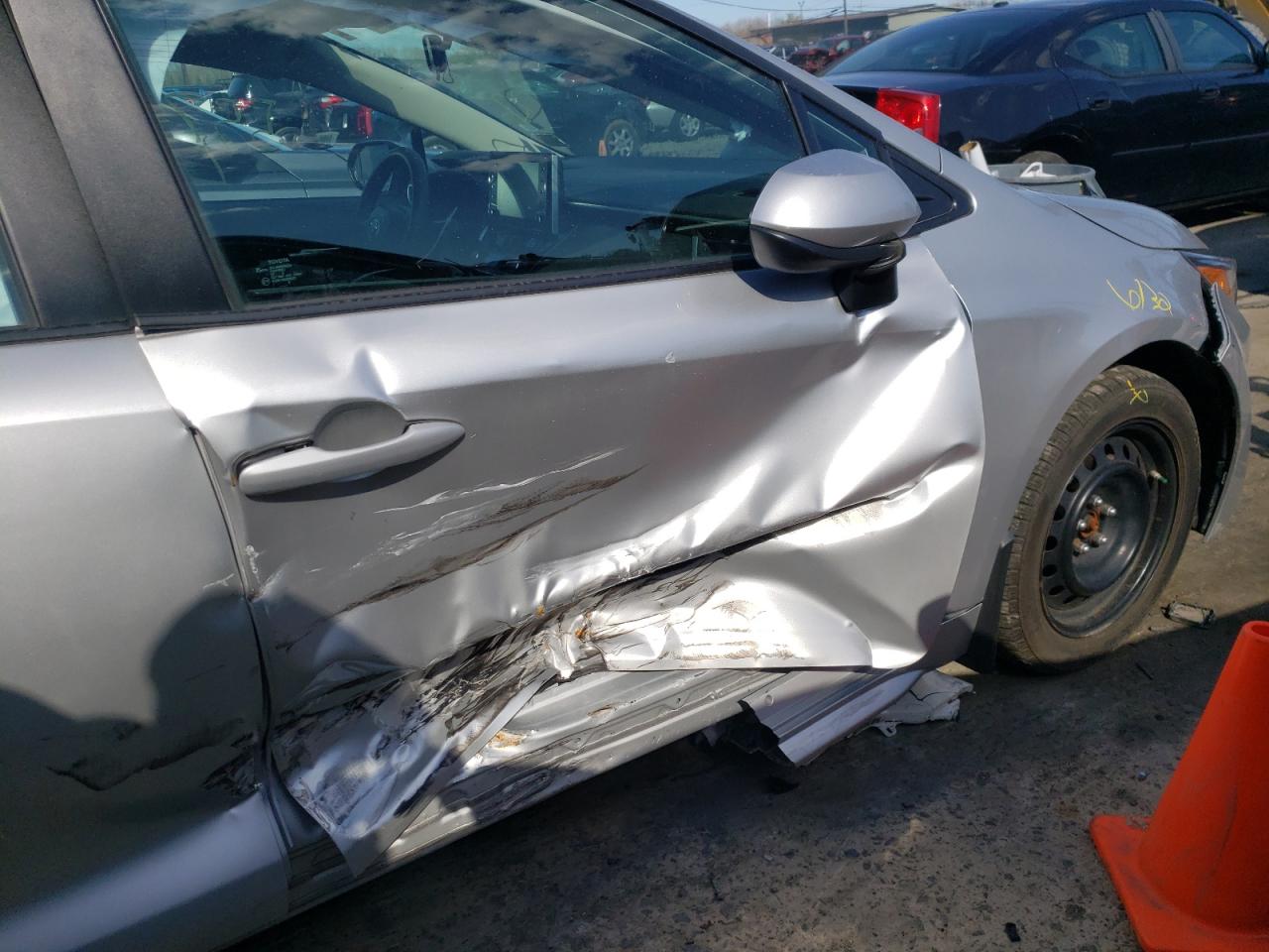 Photo 9 from auction – 2020 TOYOTA COROLLA LE with VIN 5YFEPRAE1LP065451