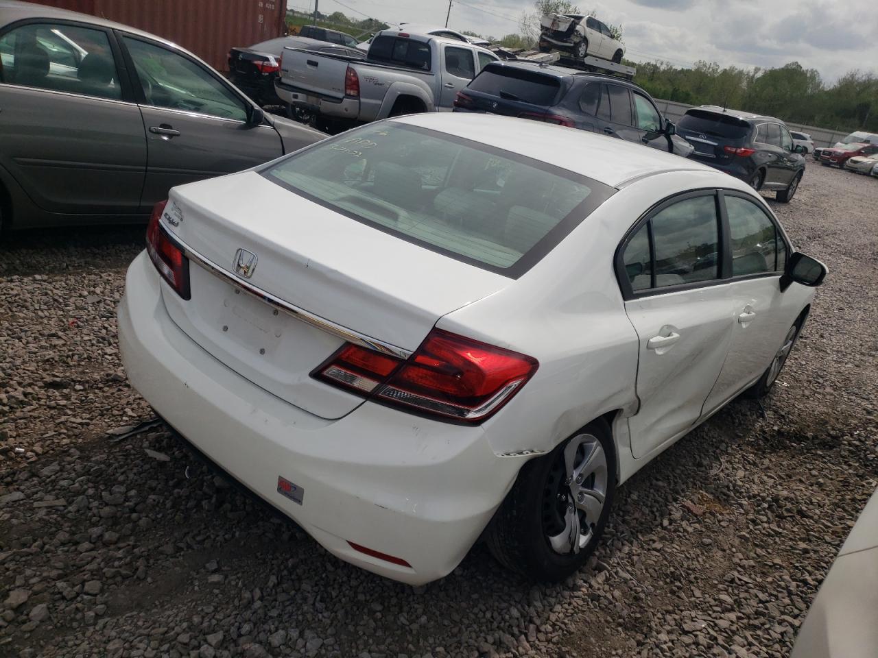 Photo 4 from auction – 2014 HONDA CIVIC LX with VIN 19XFB2F57EE051450