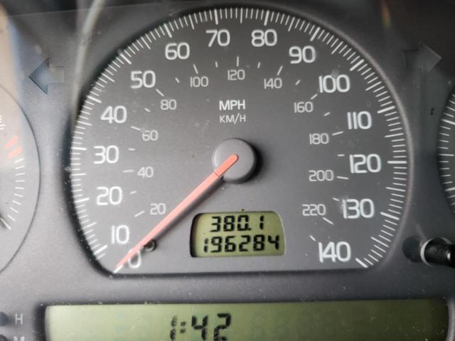 Photo 8 from auction – 1999 VOLVO S70 with VIN YV1LS55A2X2613316