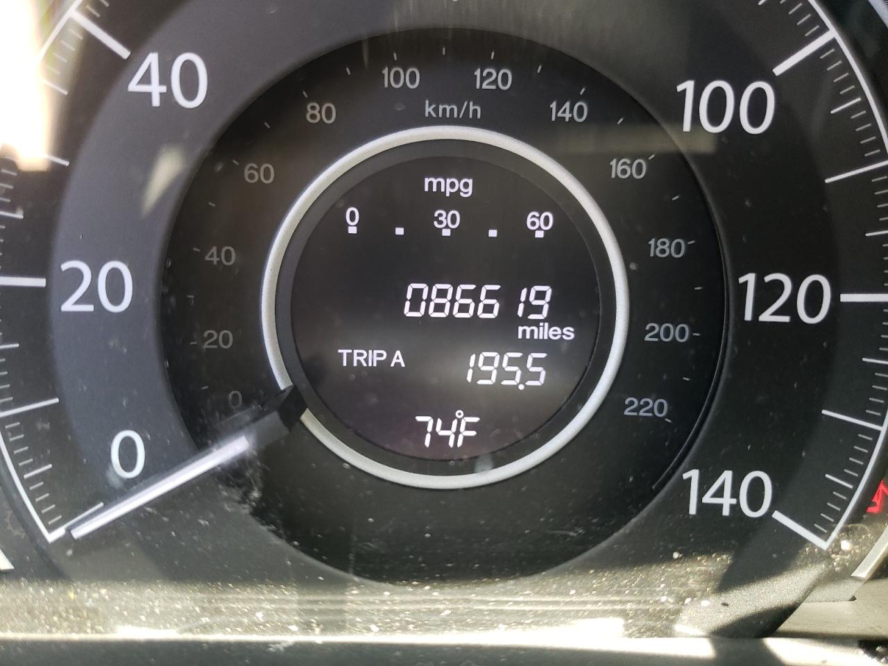 Photo 8 from auction – 2016 HONDA CR-V SE with VIN 2HKRM3H45GH557097