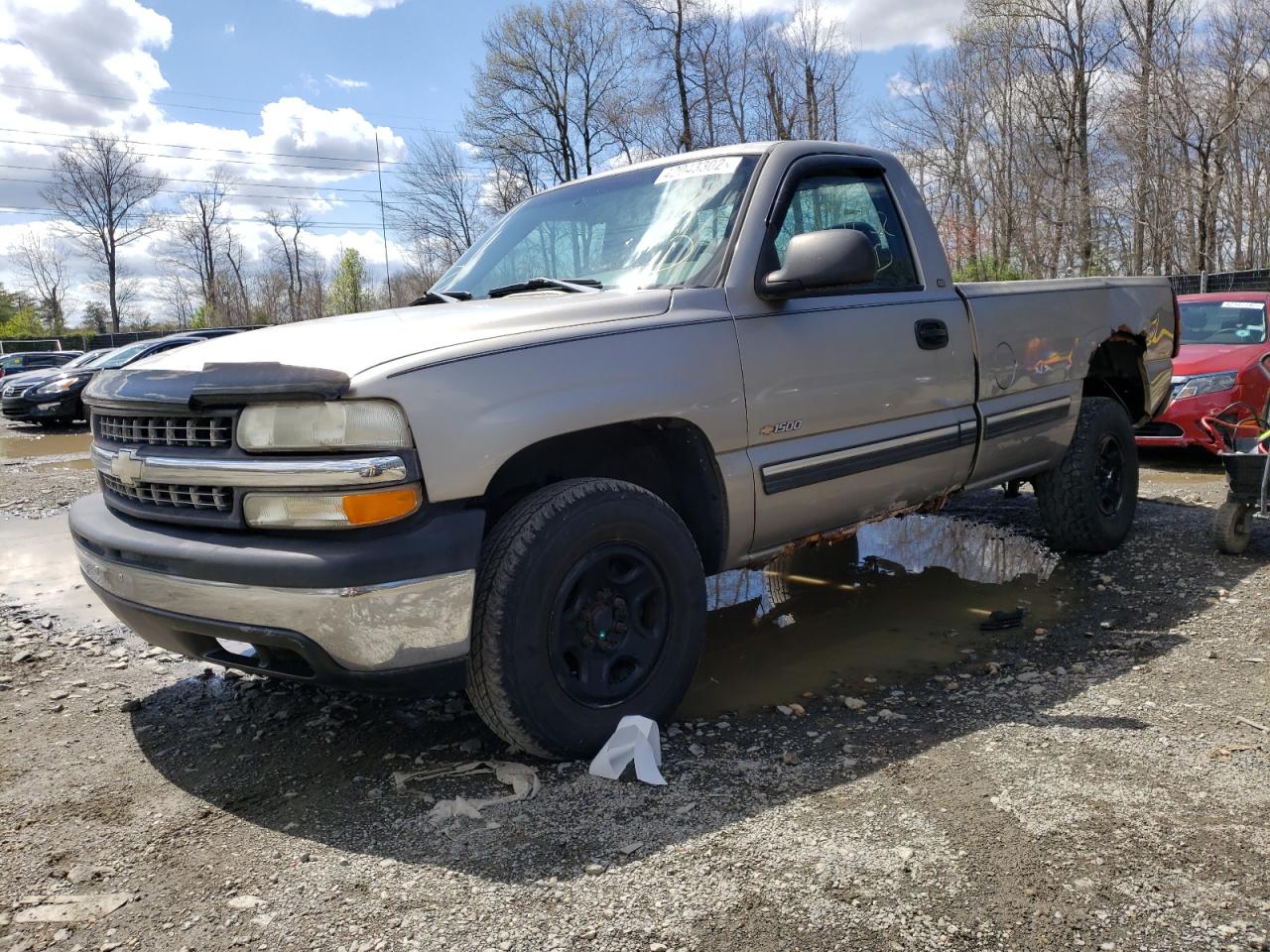Photo 2 from auction – 2001 CHEVROLET SILVERADO with VIN 1GCEK14V21E250517