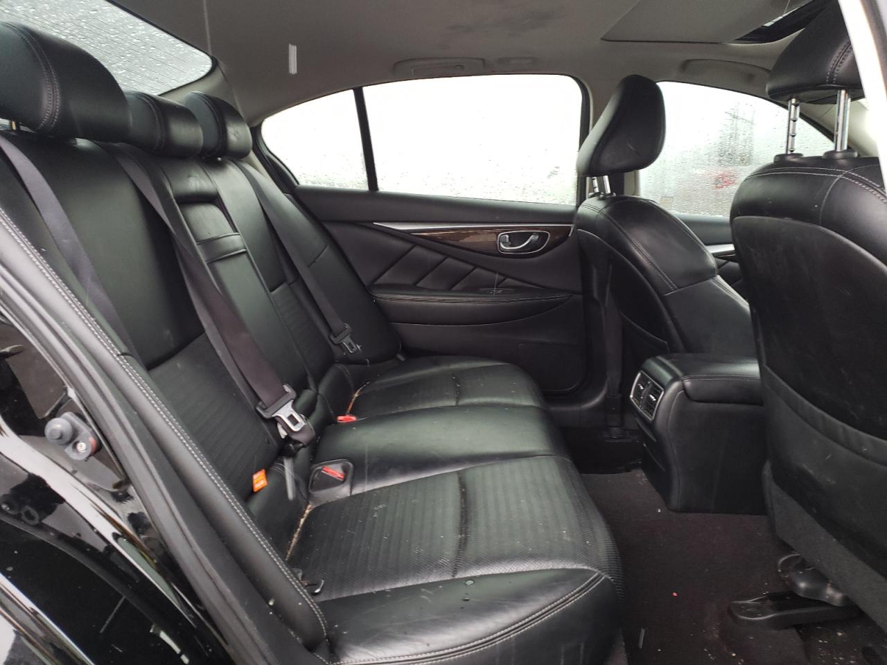 Photo 6 from auction – 2015 INFINITI Q50 BASE with VIN JN1BV7AR3FM398101