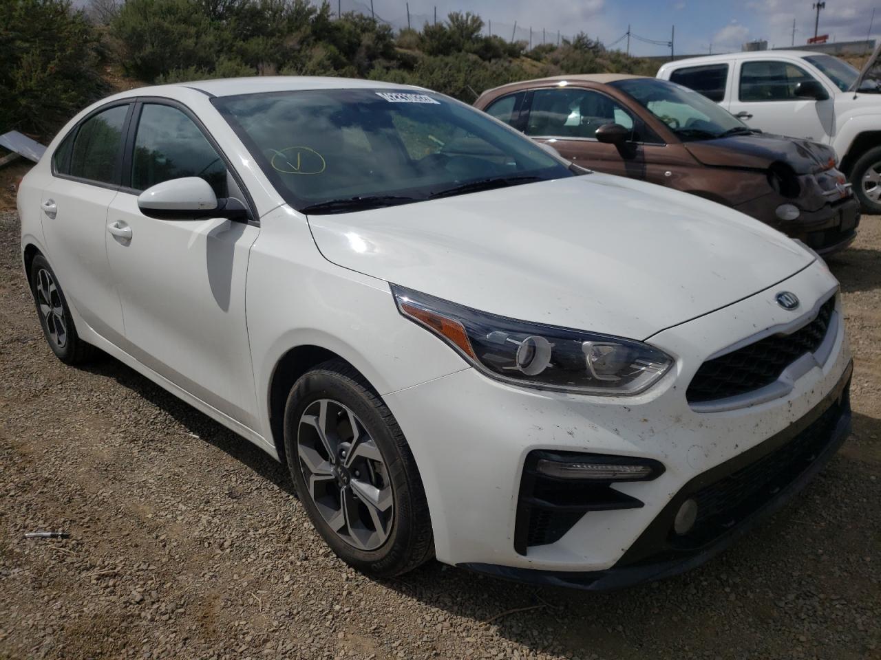 KIA FORTE FE 2020 with VIN 3KPF24AD6LE197944 - Photo from auction