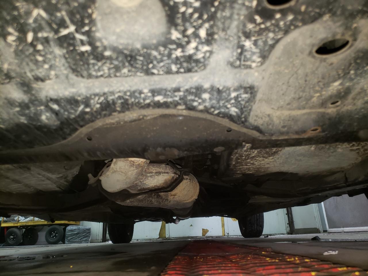Photo 9 from auction – 2000 TOYOTA AVALON XL with VIN 4T1BF28B7YU094449