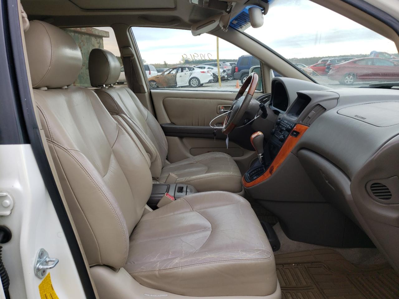 Photo 5 from auction – 2002 LEXUS RX 300 with VIN JTJGF10U120120105