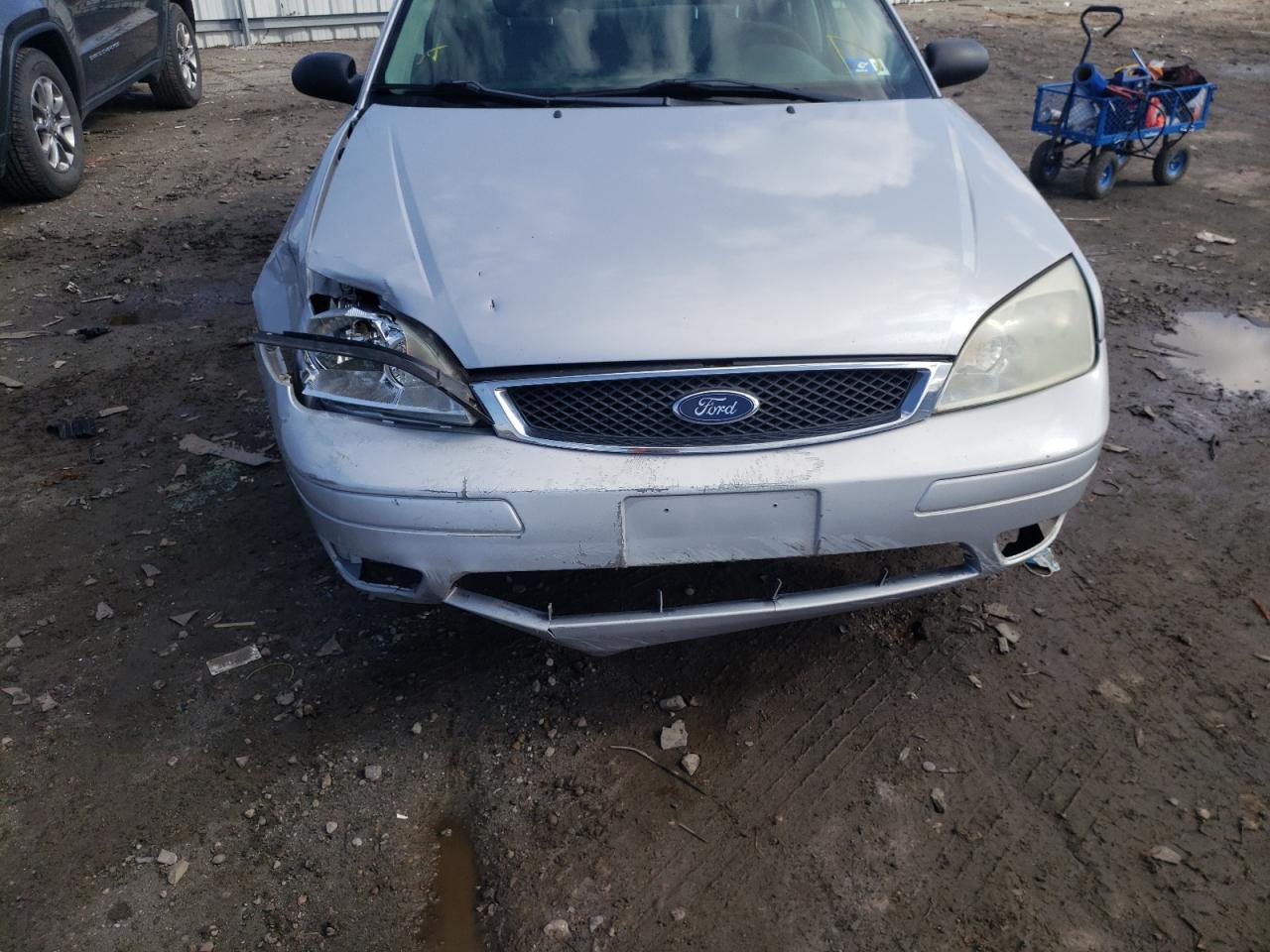 Photo 9 from auction – 2007 FORD FOCUS ZX4 with VIN 1FAFP34N67W330168