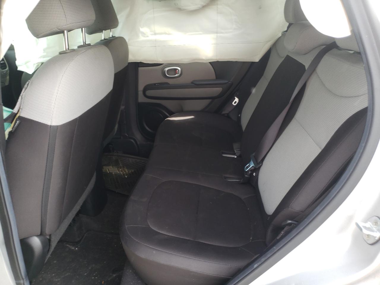 Photo 6 from auction – 2019 KIA SOUL with VIN KNDJN2A27K7016384