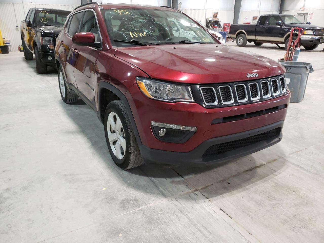 JEEP COMPASS LA 2021 with VIN 3C4NJDBB9MT575294 - Photo from auction