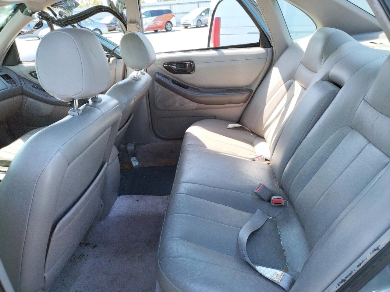 Photo 6 from auction – 1998 TOYOTA AVALON XL with VIN 4T1BF18B4WU215722