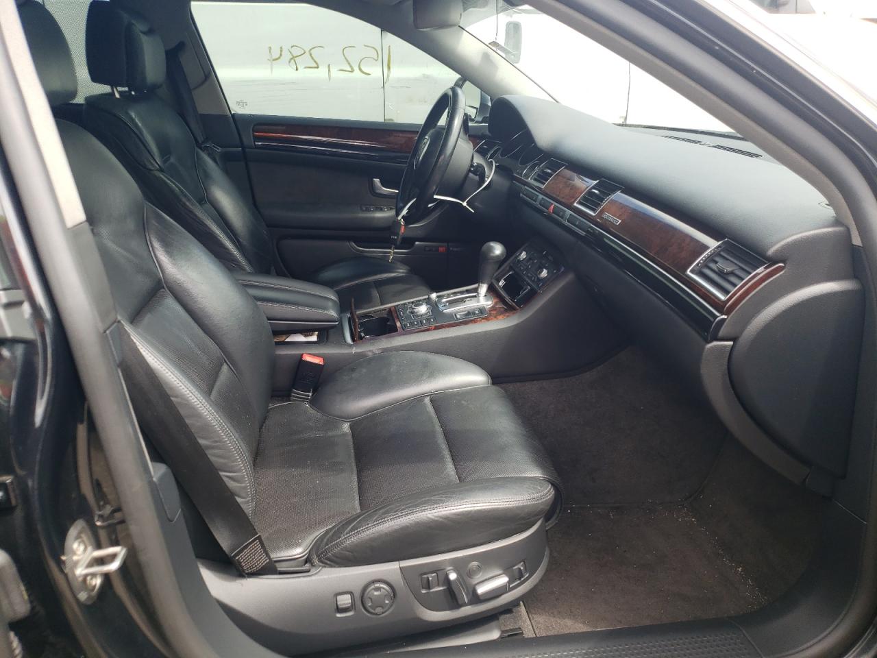 Photo 5 from auction – 2007 AUDI A8 4.2 QUA with VIN WAULV44E27N011605