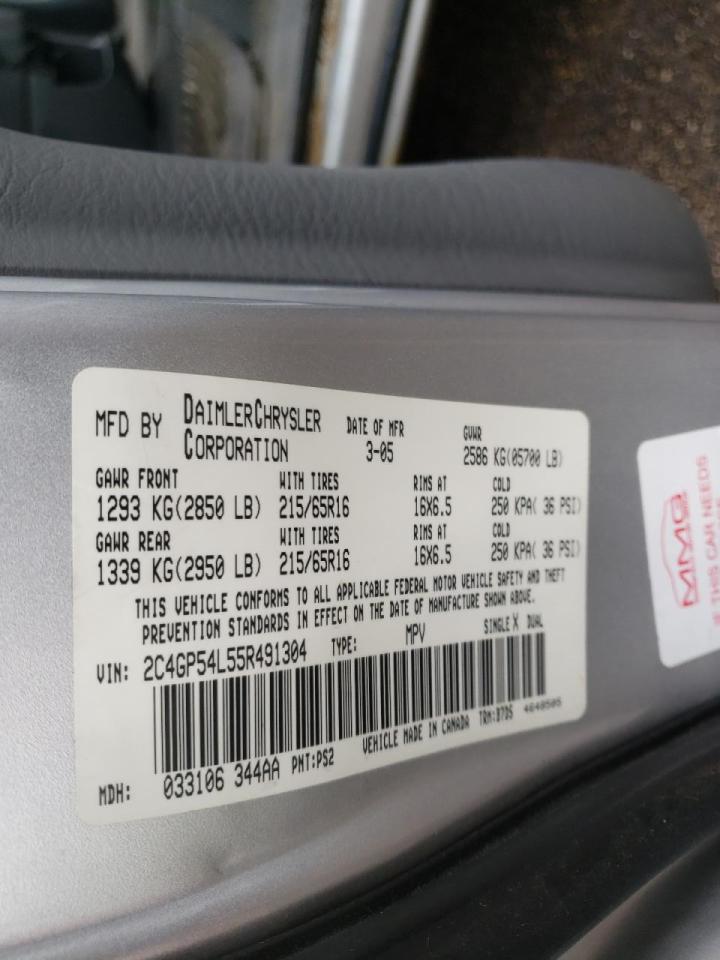 Photo 10 from auction – 2005 CHRYSLER TOWN & COU with VIN 2C4GP54L55R491304