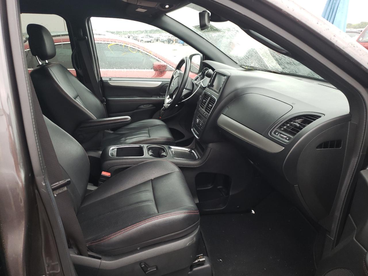 Photo 5 from auction – 2019 DODGE GRAND CARA with VIN 2C4RDGEG8KR640847