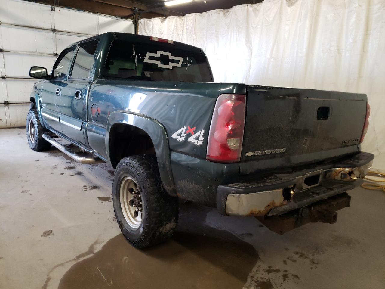 Photo 3 from auction – 2003 CHEVROLET SILVERADO with VIN 1GCHK23U83F105684