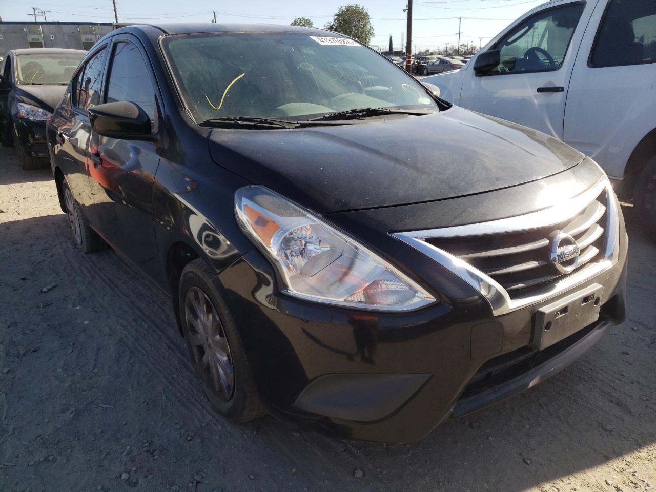 Photo 1 from auction – 2017 NISSAN VERSA S with VIN 3N1CN7AP7HL820628