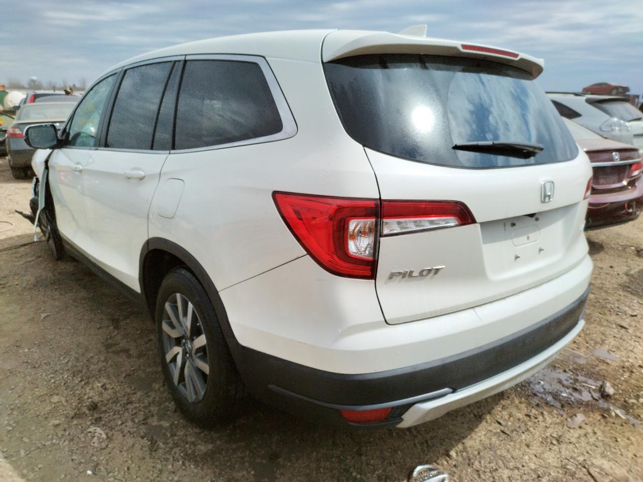 Photo 3 from auction – 2019 HONDA PILOT EXL with VIN 5FNYF6H54KB066348