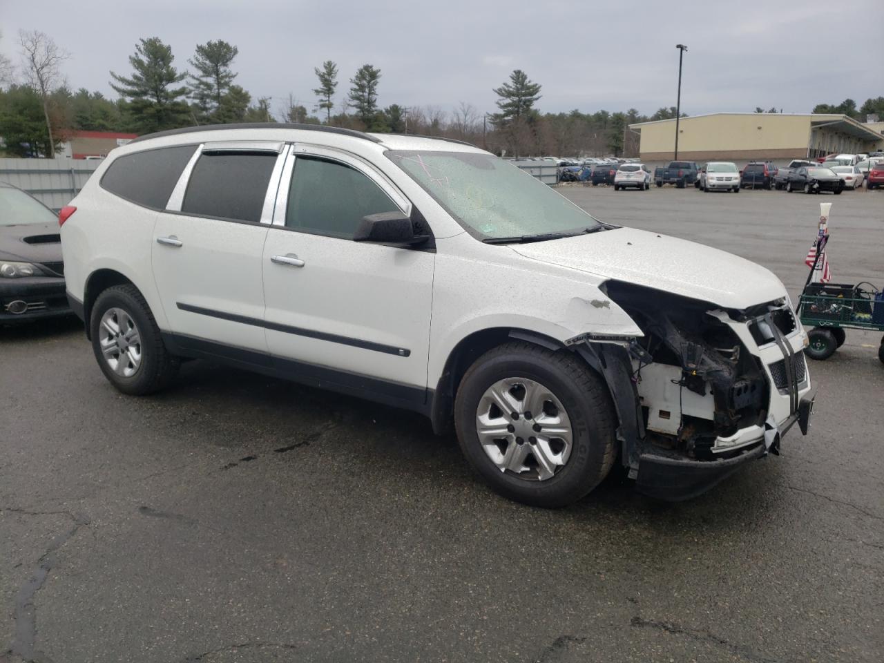 Photo 1 from auction – 2010 CHEVROLET TRAVERSE L with VIN 1GNLVEED3AS110898