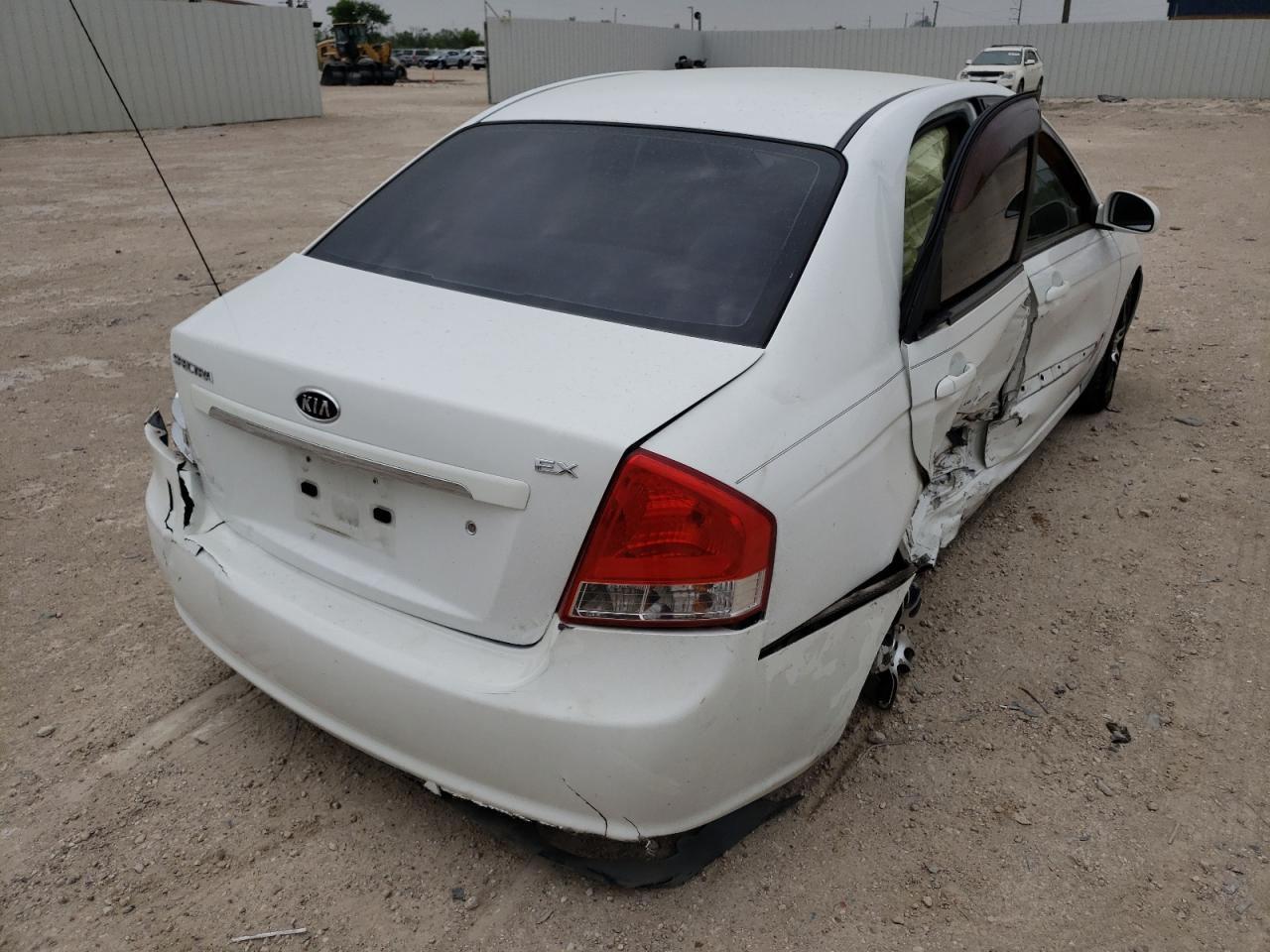 Photo 4 from auction – 2008 KIA SPECTRA EX with VIN KNAFE121785542604