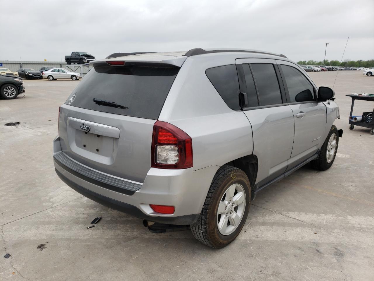 Photo 4 from auction – 2015 JEEP COMPASS SP with VIN 1C4NJCBA1FD284735