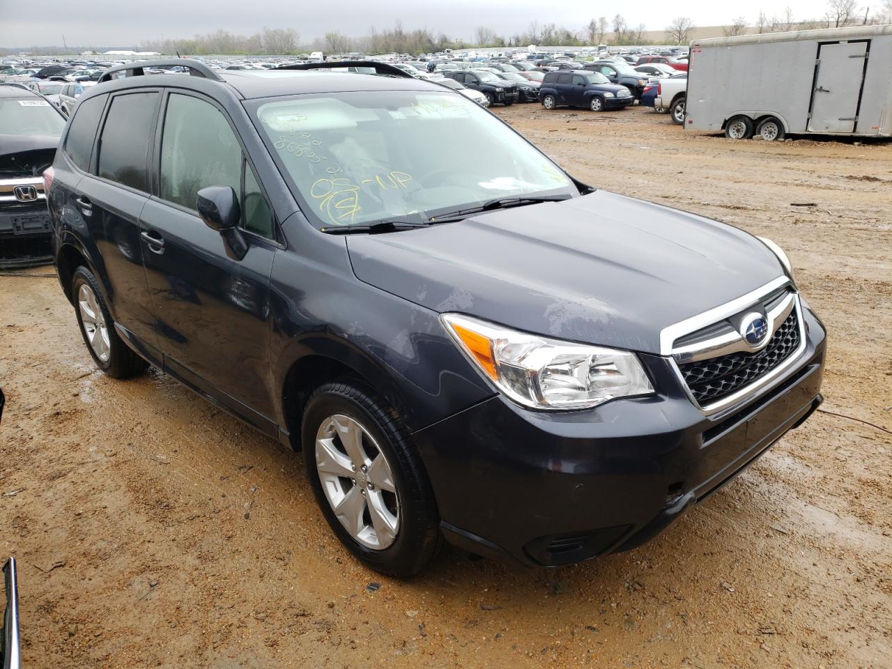 SUBARU FORESTER 2 2015 with VIN JF2SJADCXFH460584 - Photo from auction