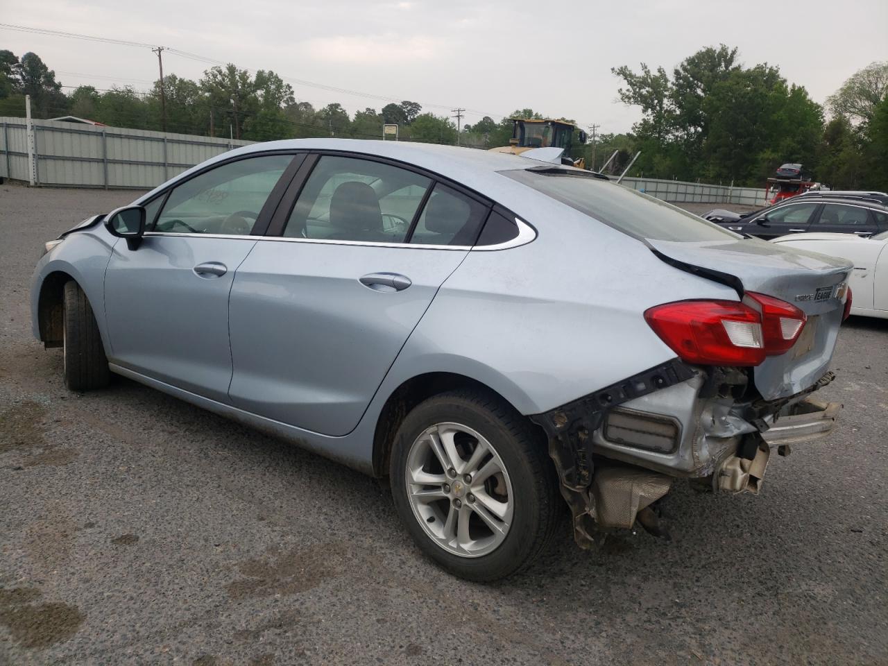 Photo 3 from auction – 2017 CHEVROLET CRUZE LT with VIN 3G1BE5SM4HS554453