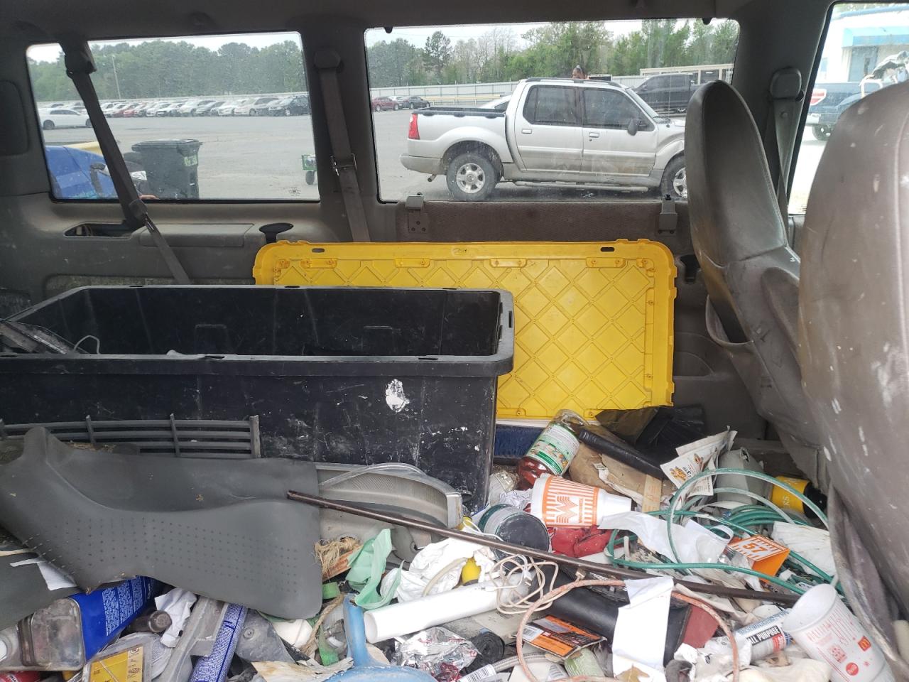 Photo 6 from auction – 2000 CHEVROLET ASTRO with VIN 1GNDM19W3YB195781