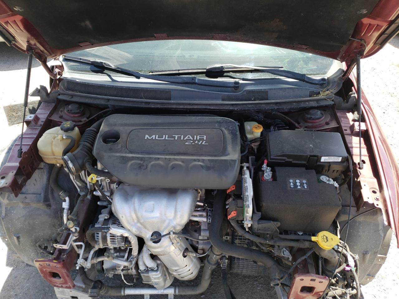 Photo 7 from auction – 2015 CHRYSLER 200 LIMITE with VIN 1C3CCCAB4FN541218