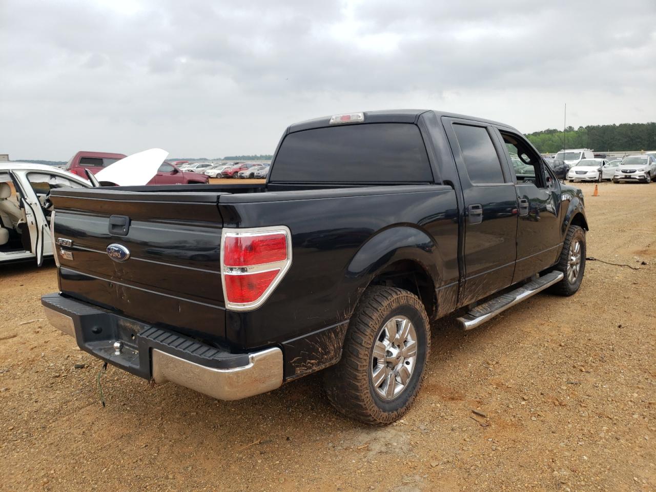 Photo 4 from auction – 2010 FORD F150 SUPER with VIN 1FTEW1C84AFA15157