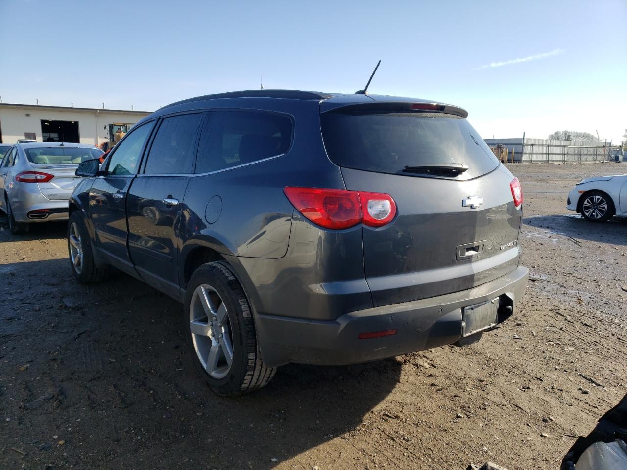 Photo 3 from auction – 2012 CHEVROLET TRAVERSE L with VIN 1GNKRGED1CJ306780