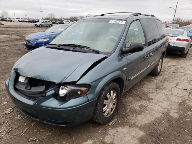 Photo 2 from auction – 2006 CHRYSLER TOWN & COU with VIN 2A4GP54L86R702040
