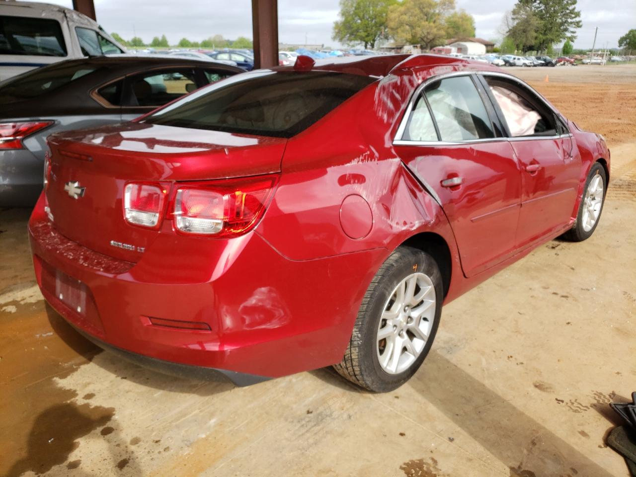Photo 4 from auction – 2014 CHEVROLET MALIBU 1LT with VIN 1G11C5SL0EF276983
