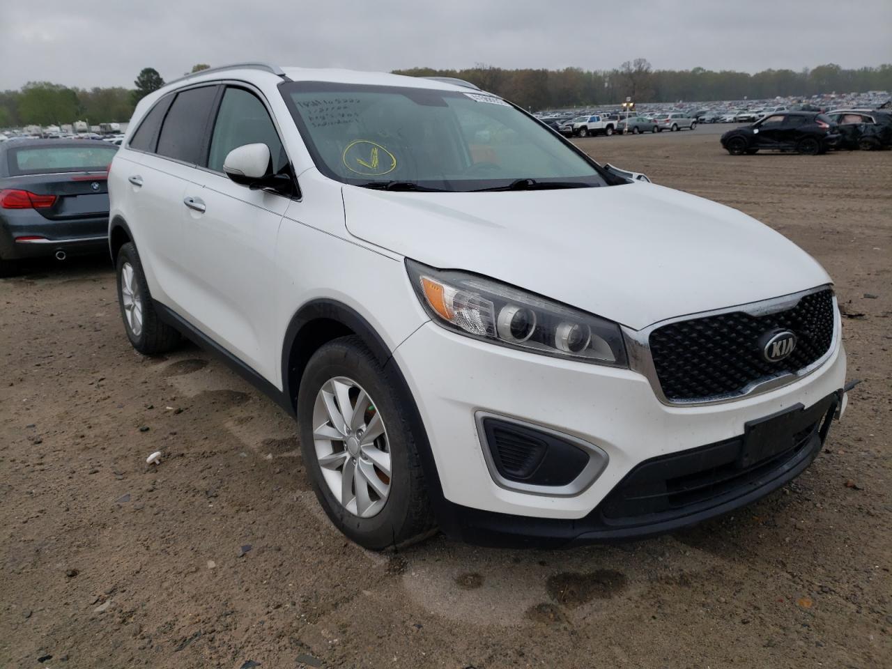 Photo 1 from auction – 2016 KIA SORENTO LX with VIN 5XYPG4A35GG053372