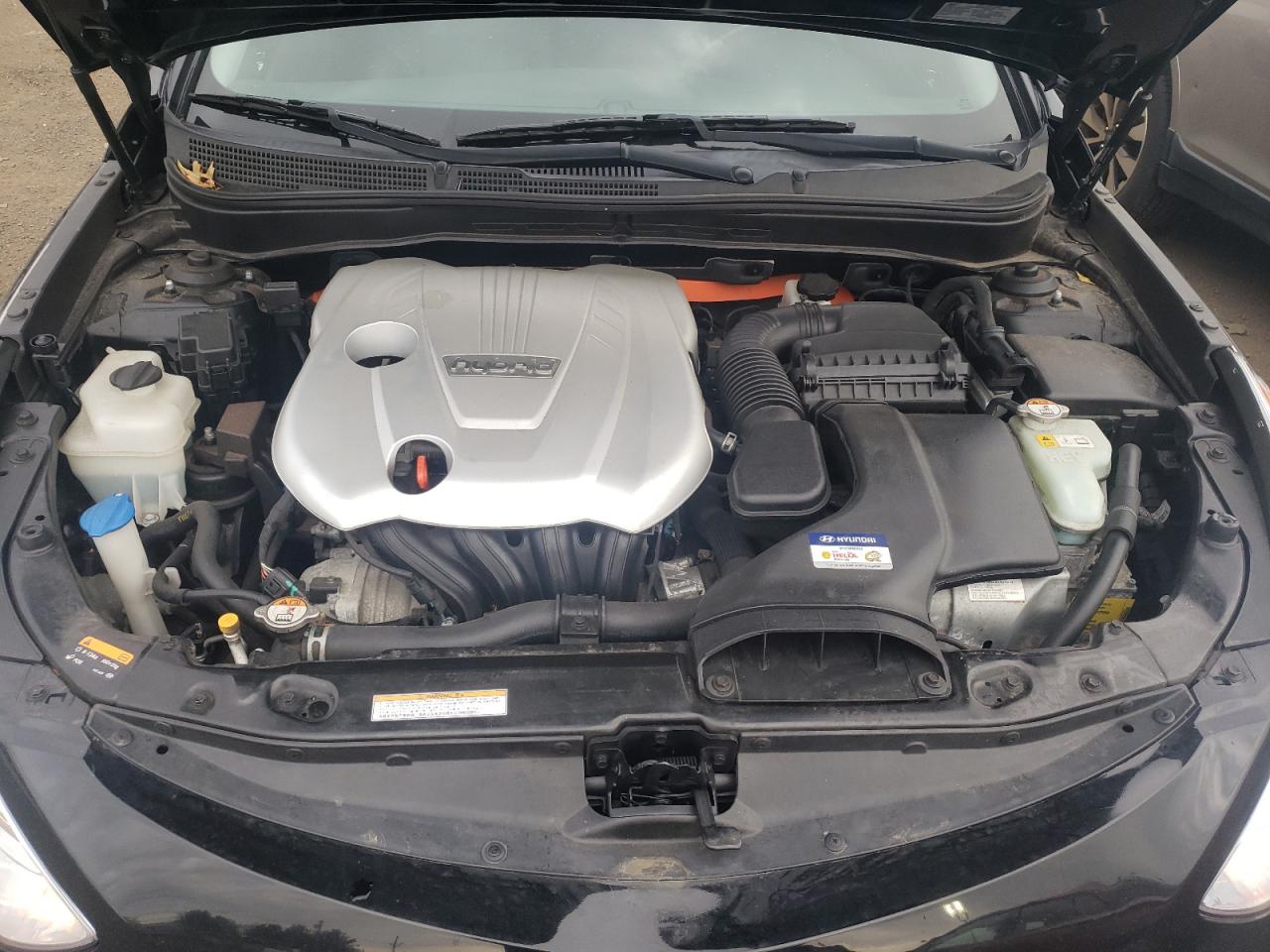 Photo 7 from auction – 2015 HYUNDAI SONATA HYB with VIN KMHEC4A49FA128015