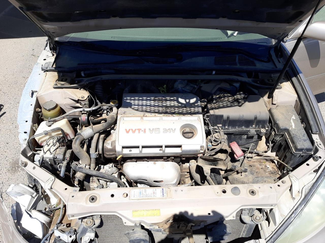 Photo 7 from auction – 2003 TOYOTA CAMRY LE with VIN 4T1BF30K43U556508
