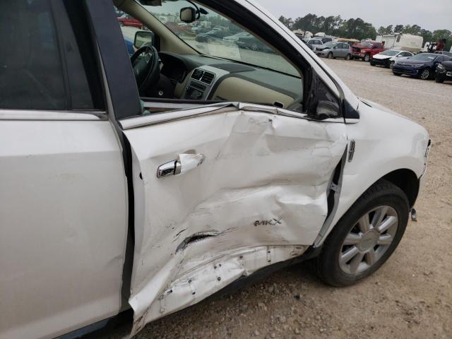 Photo 9 from auction – 2009 LINCOLN MKX with VIN 2LMDU68C49BJ01819