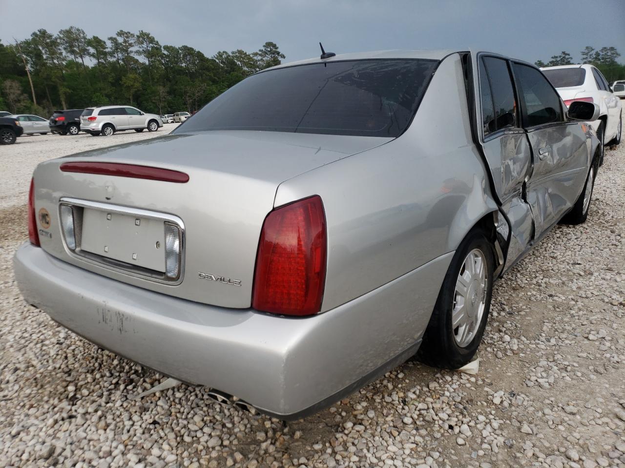 Photo 4 from auction – 2005 CADILLAC DEVILLE with VIN 1G6KD54Y75U150586