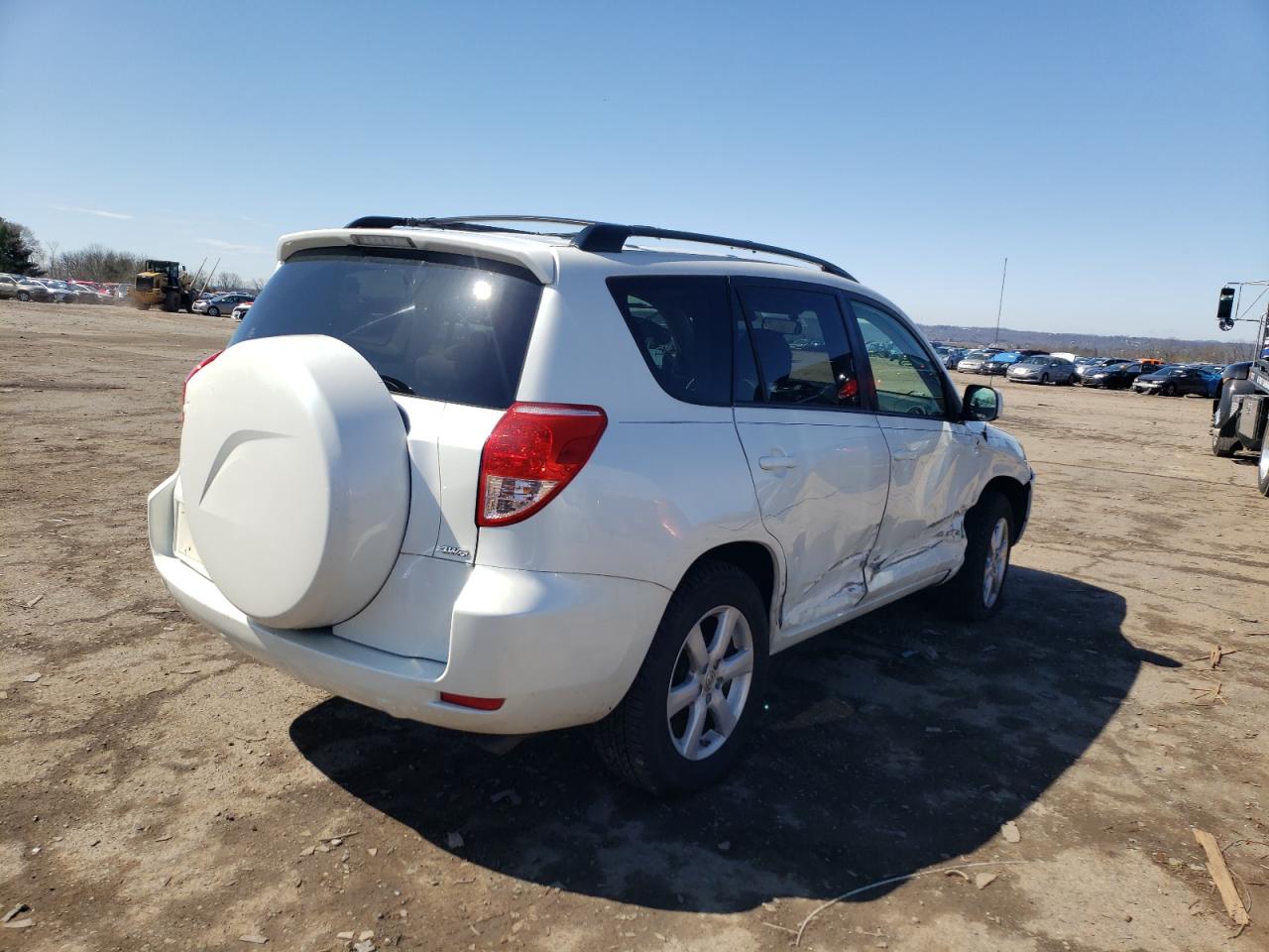 Photo 4 from auction – 2007 TOYOTA RAV4 LIMIT with VIN JTMBD31V175086201